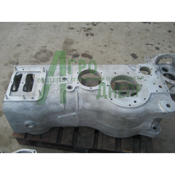 Корпус коробки передач ЮМЗ 40-1701015-Б СБ