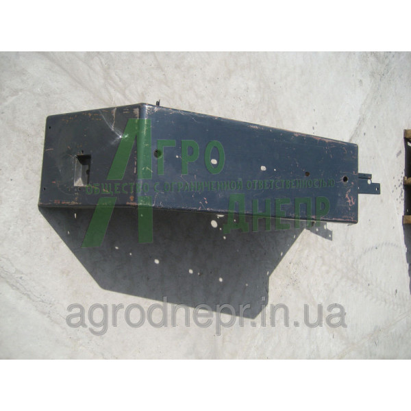 45Т-8404020СБ Крило заднє праве ЮМЗ-6 КЛ/КМ (до 1992 р.в.)